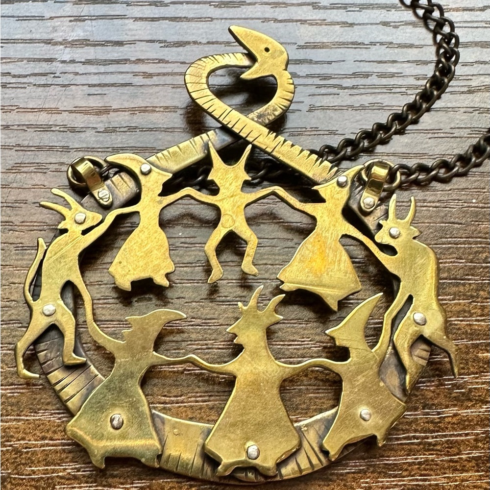 Witches and demons dancing necklace - Picture 2 of 7